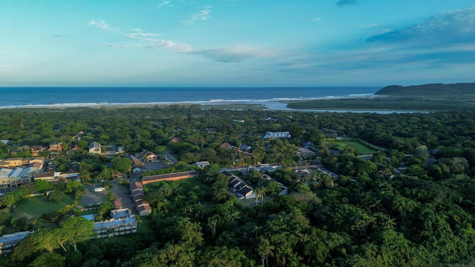 몬지 사파리스 럭셔리 텐티드 캠프 호텔 Saint Lucia Estuary 외부 사진